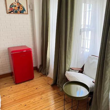 Modern Comfort In A Historic Setting *